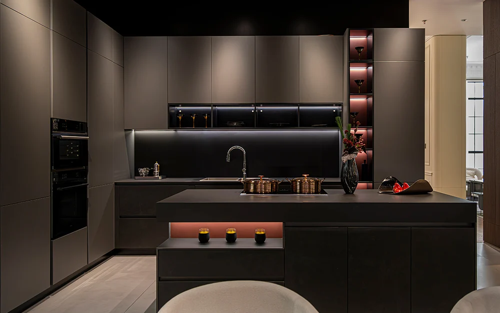 Nestify Cabinet Tailored Matte Cabinetry for a Luxurious Italian Kitchen